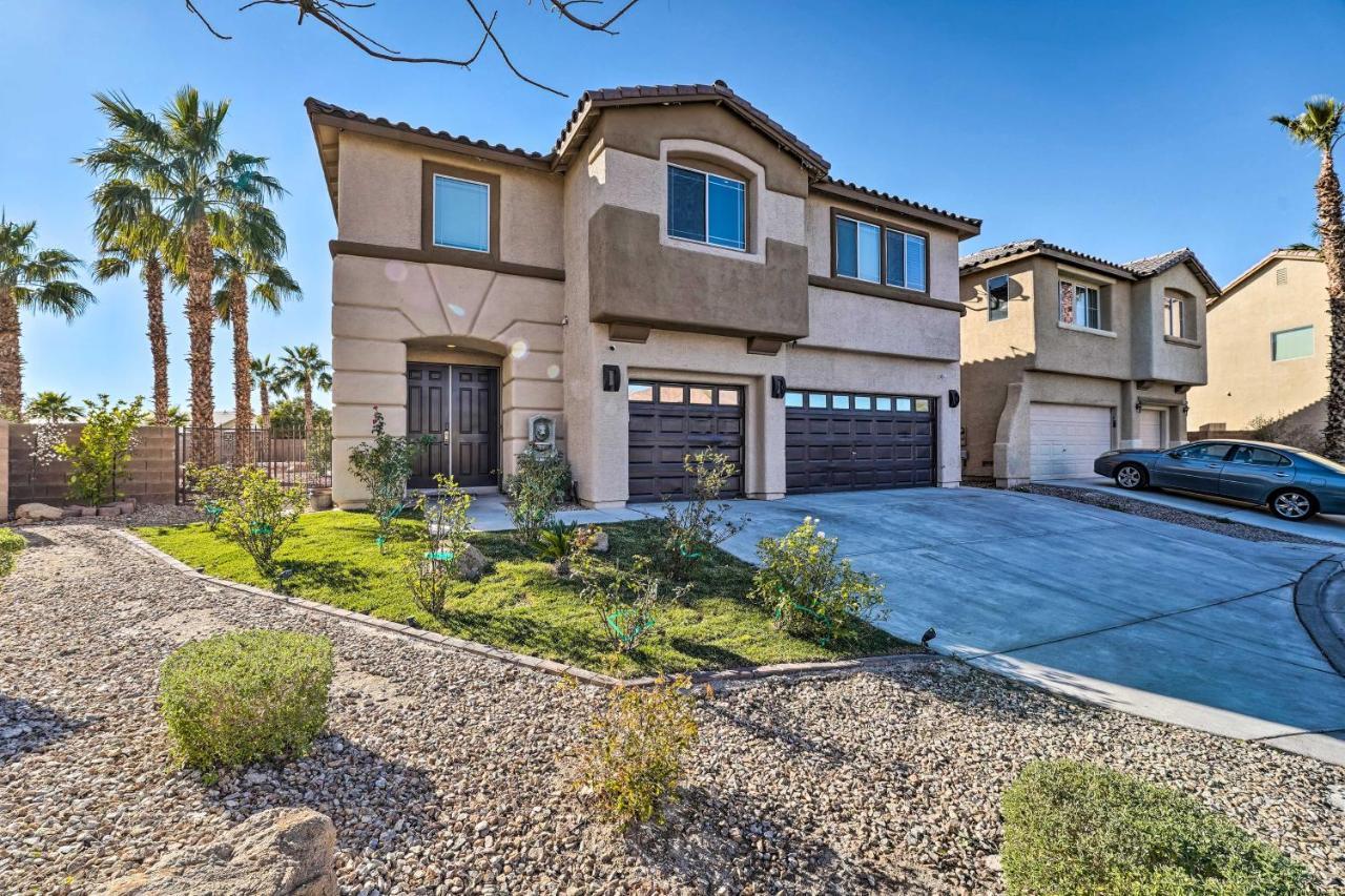 Las Vegas Home With Pool And Hot Tub, 9 Mi To Strip! Exterior photo